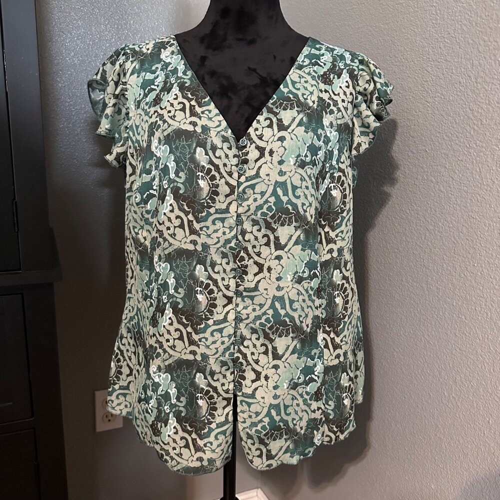 Cato Teal and Ivory Lace-Print V-Neck Flutter Sleeve Top